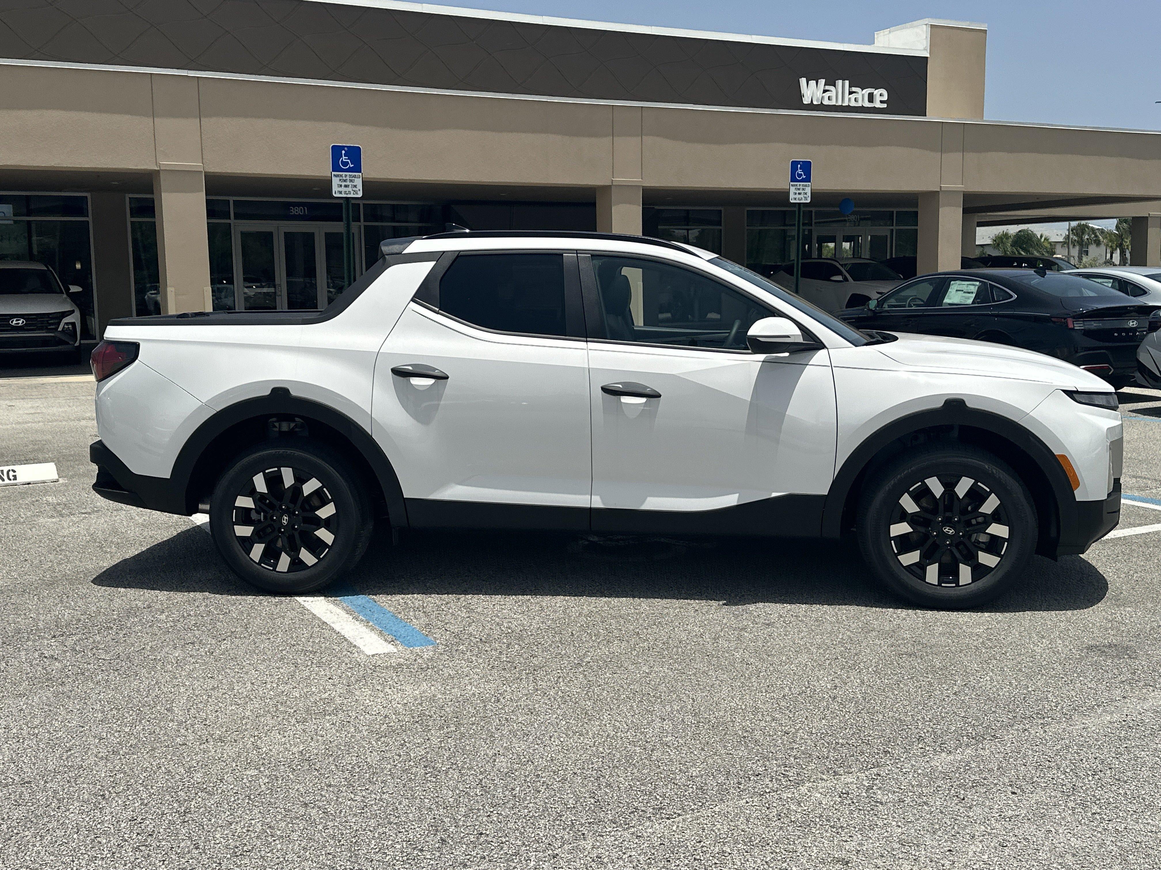 2026 Hyundai SANTA CRUZ SEL Activity