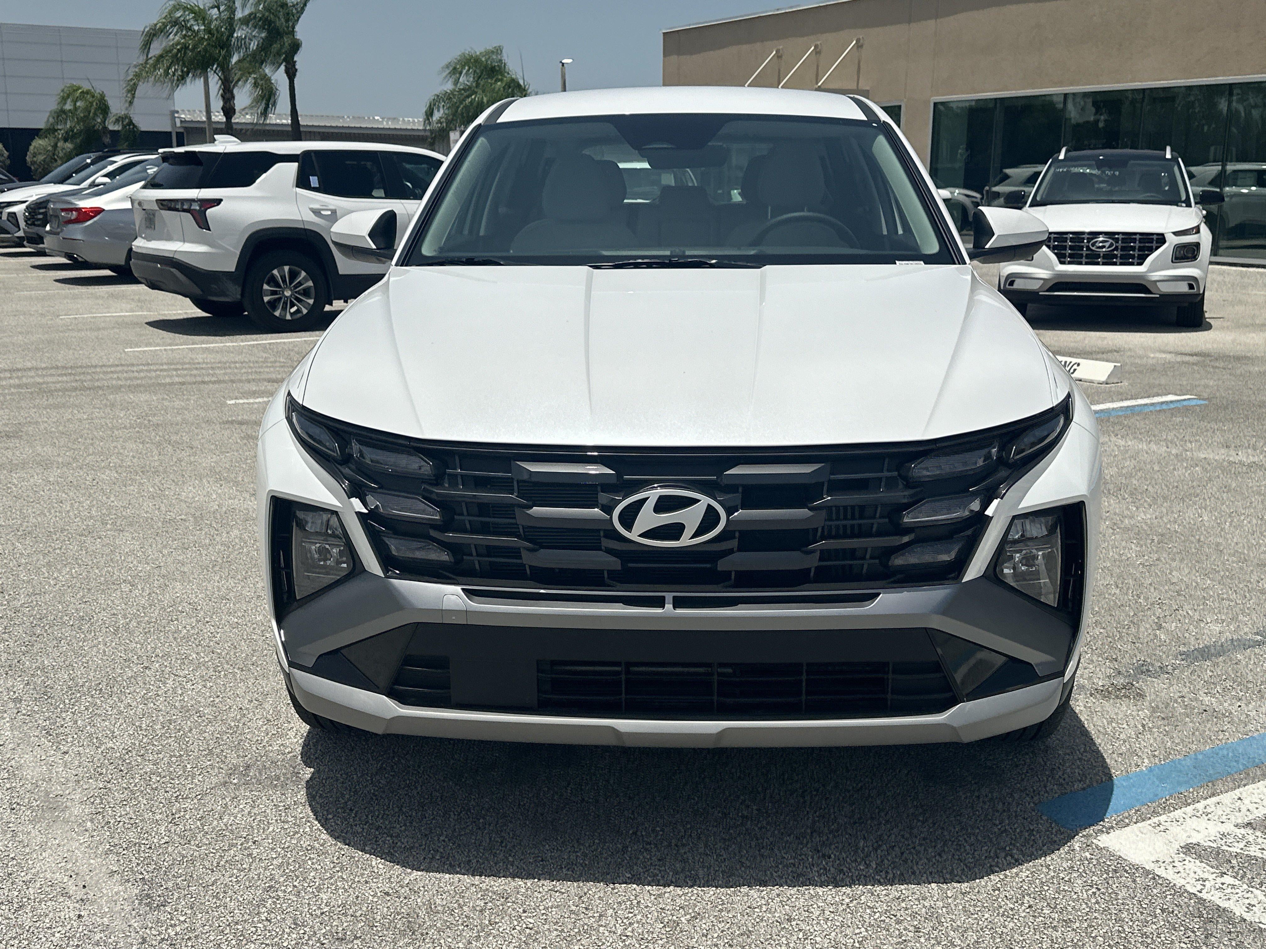 2026 Hyundai TUCSON HYBRID Blue SE