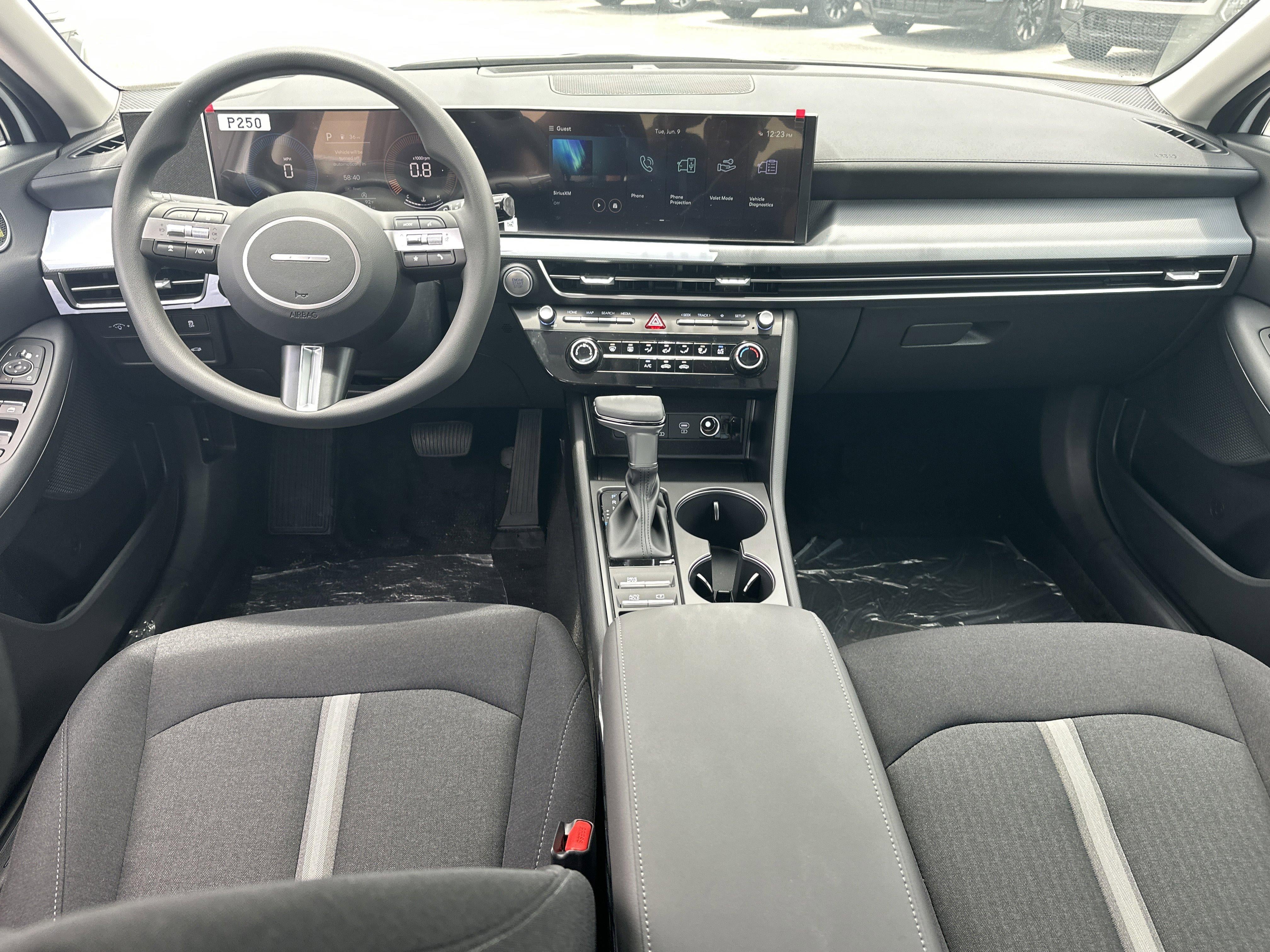 2026 Hyundai SONATA SE
