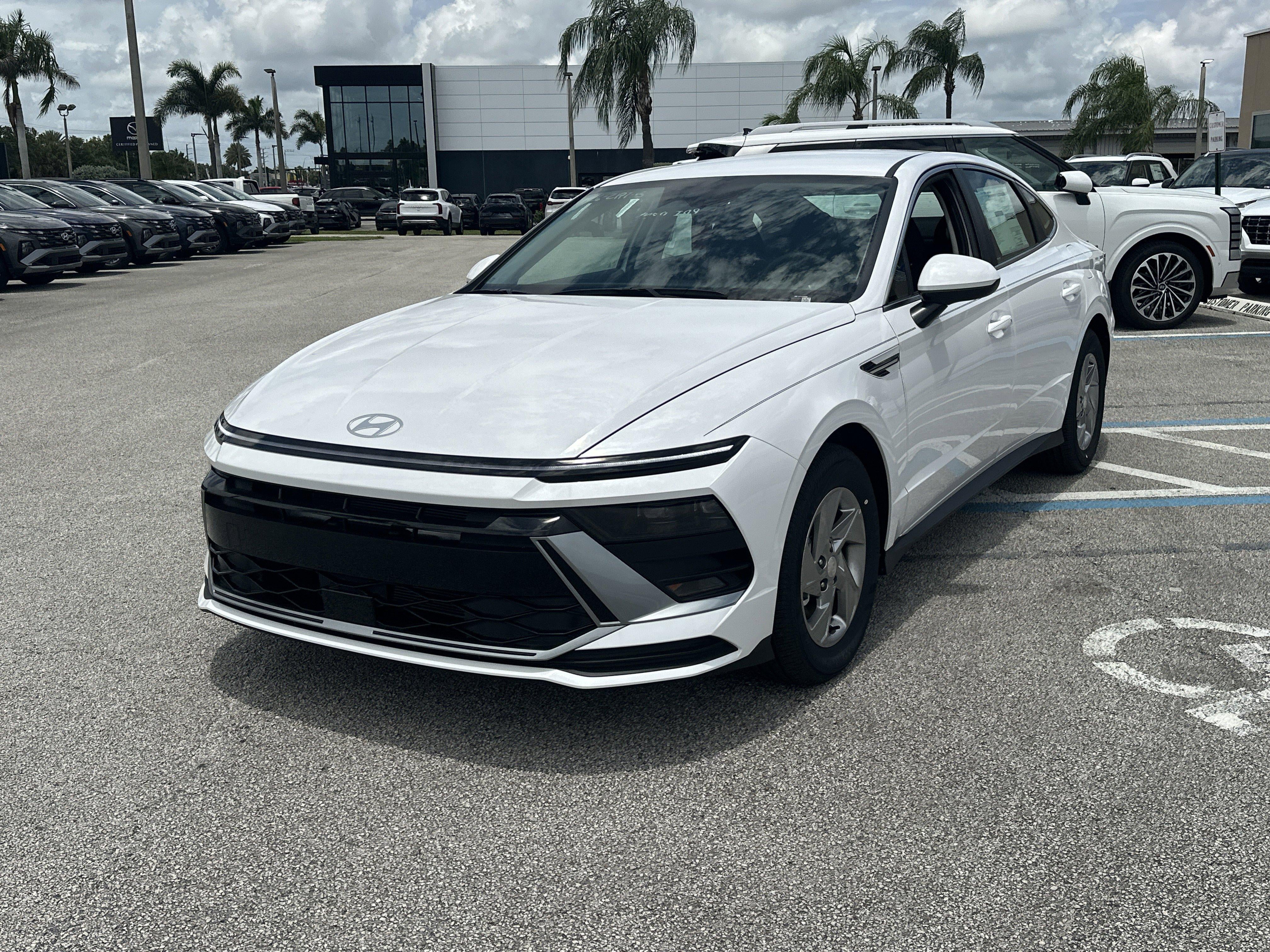 2026 Hyundai SONATA SE