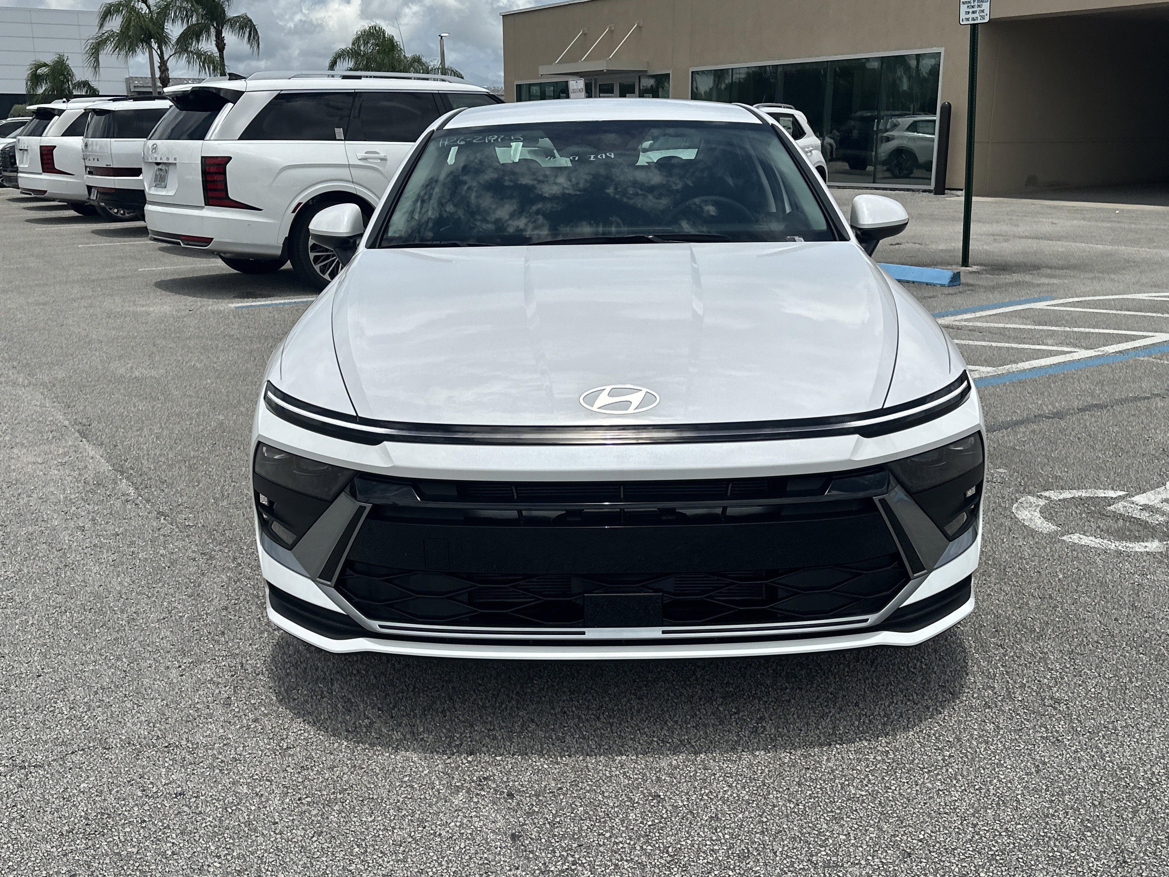 2026 Hyundai SONATA SE
