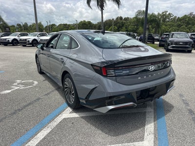 2026 Hyundai SONATA HYBRID SEL