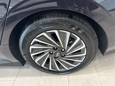 2025 Hyundai SONATA HYBRID Limited