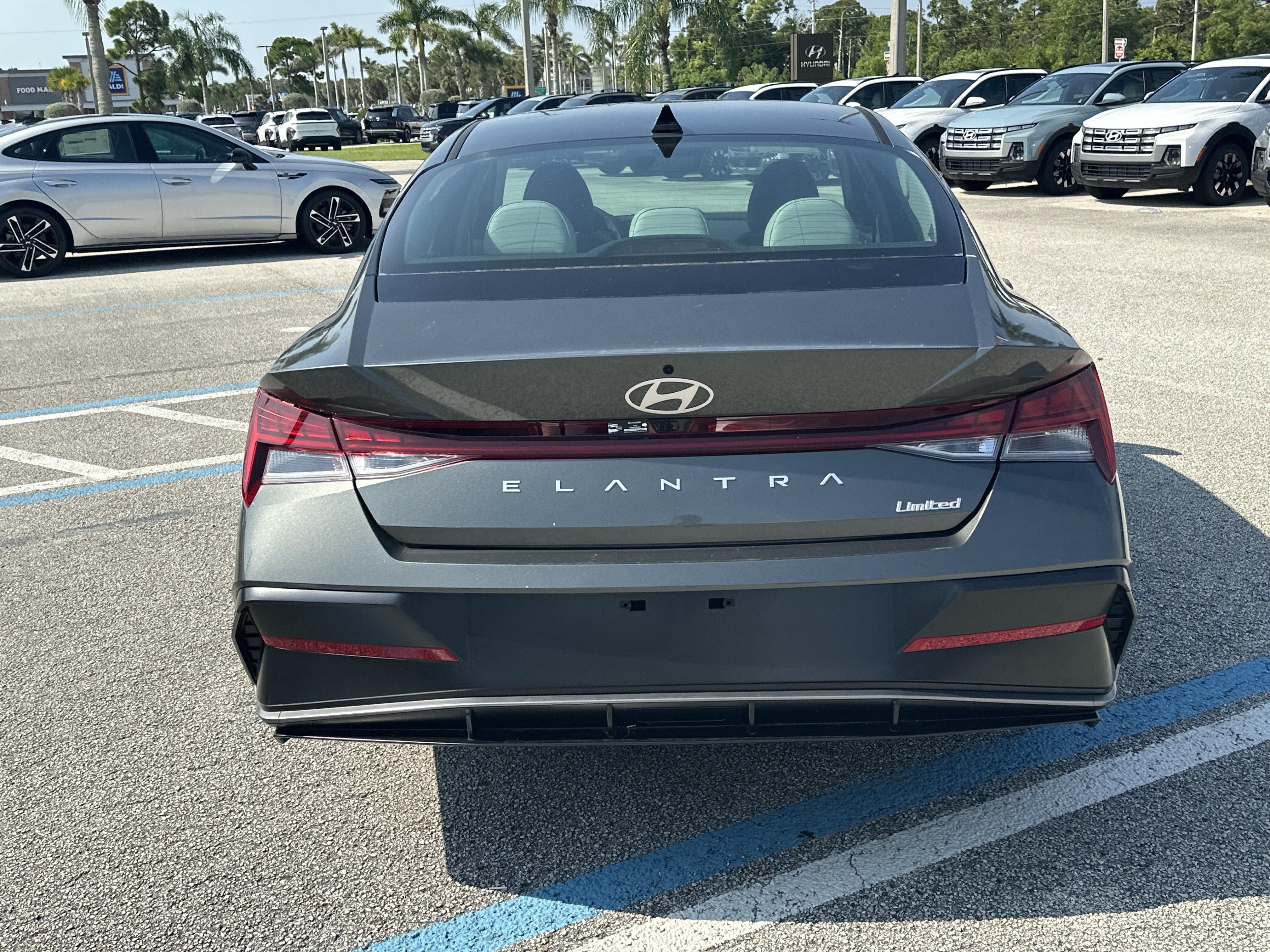 2026 Hyundai ELANTRA Limited