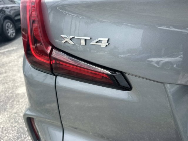 2024 Cadillac XT4 FWD Luxury