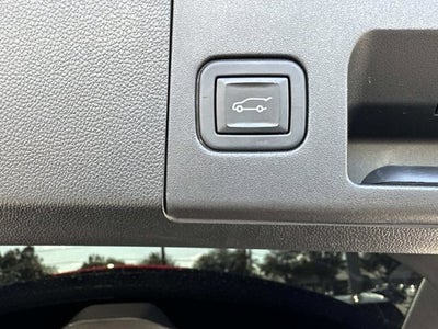 2023 Cadillac XT4 FWD Premium Luxury