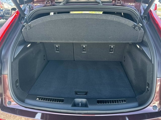 2023 Cadillac XT4 FWD Premium Luxury