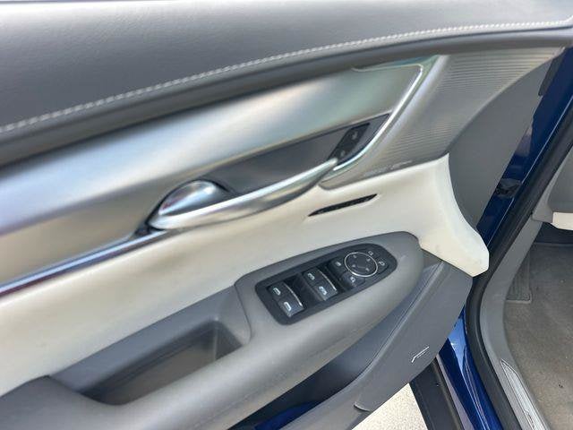 2023 Cadillac XT5 FWD Premium Luxury