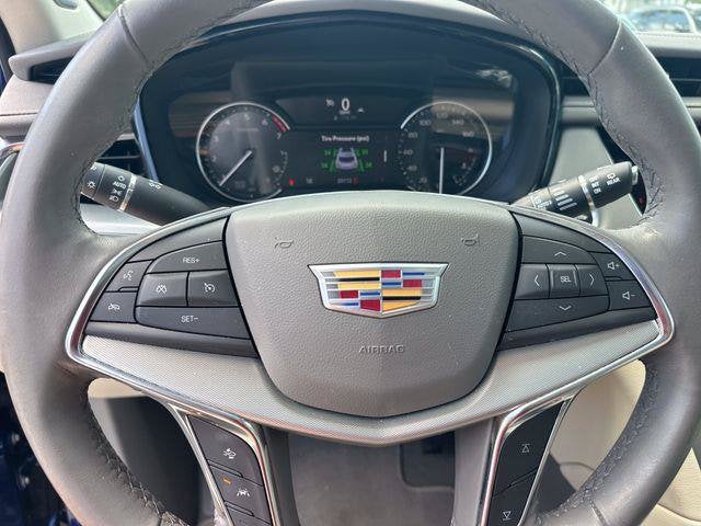 2023 Cadillac XT5 FWD Premium Luxury