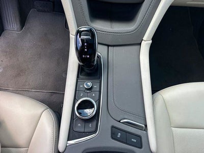 2023 Cadillac XT5 FWD Premium Luxury