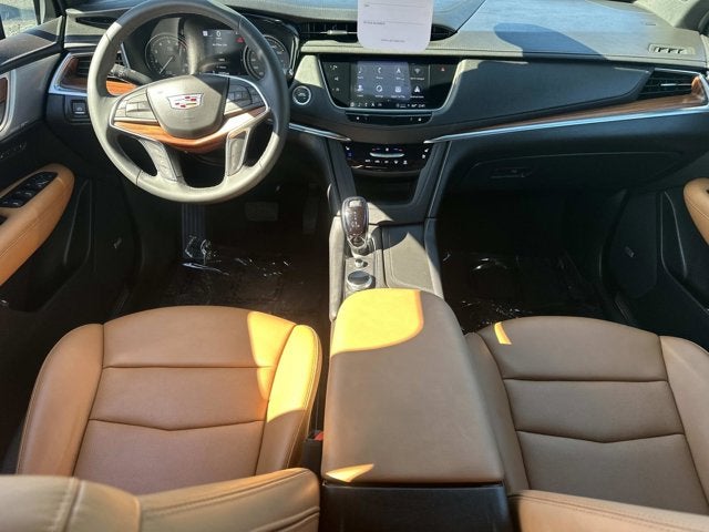 2025 Cadillac XT5 FWD Premium Luxury