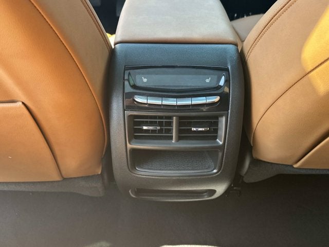 2025 Cadillac XT5 FWD Premium Luxury