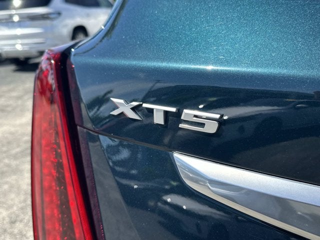 2025 Cadillac XT5 FWD Premium Luxury