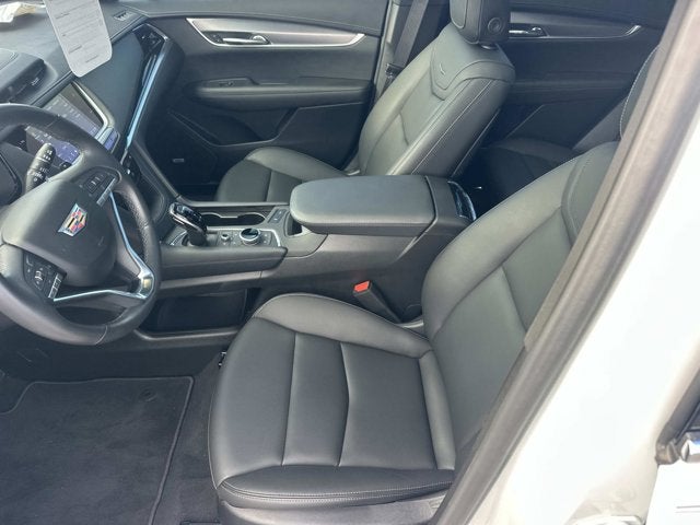 2025 Cadillac XT6 FWD Luxury