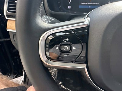 2024 Volvo XC90 Recharge Plug-In Hybrid Plus Bright Theme