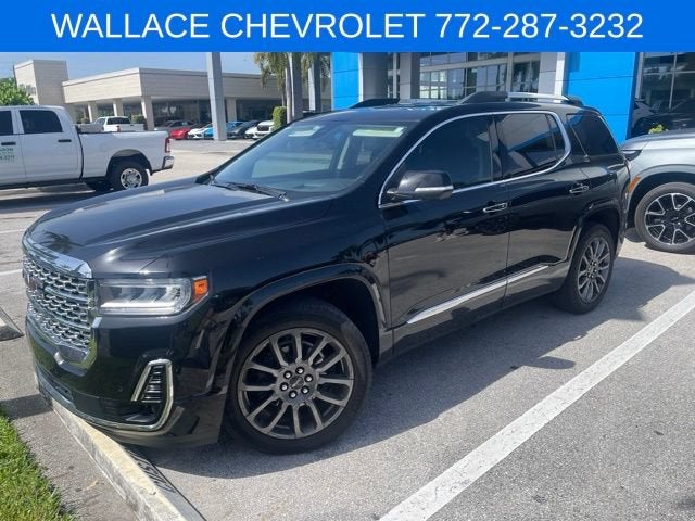 2023 GMC Acadia Denali