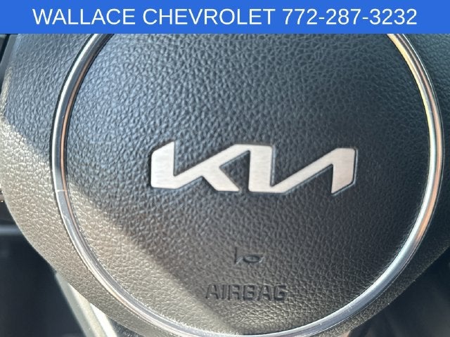 2023 Kia K5 EX